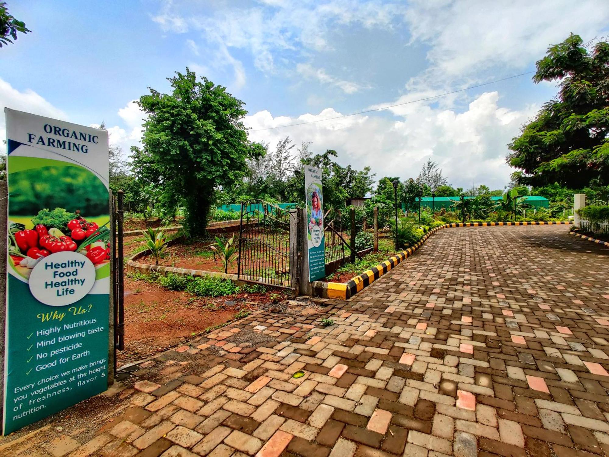 Pushpam Sanskruti Resort Karjat - A Pure Veg Resort Dhamni المظهر الخارجي الصورة