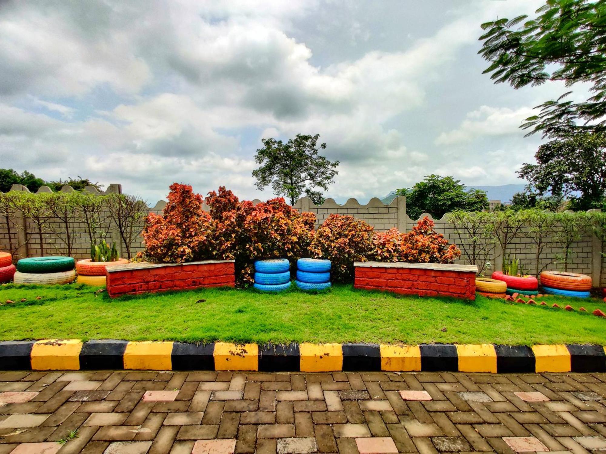 Pushpam Sanskruti Resort Karjat - A Pure Veg Resort Dhamni المظهر الخارجي الصورة